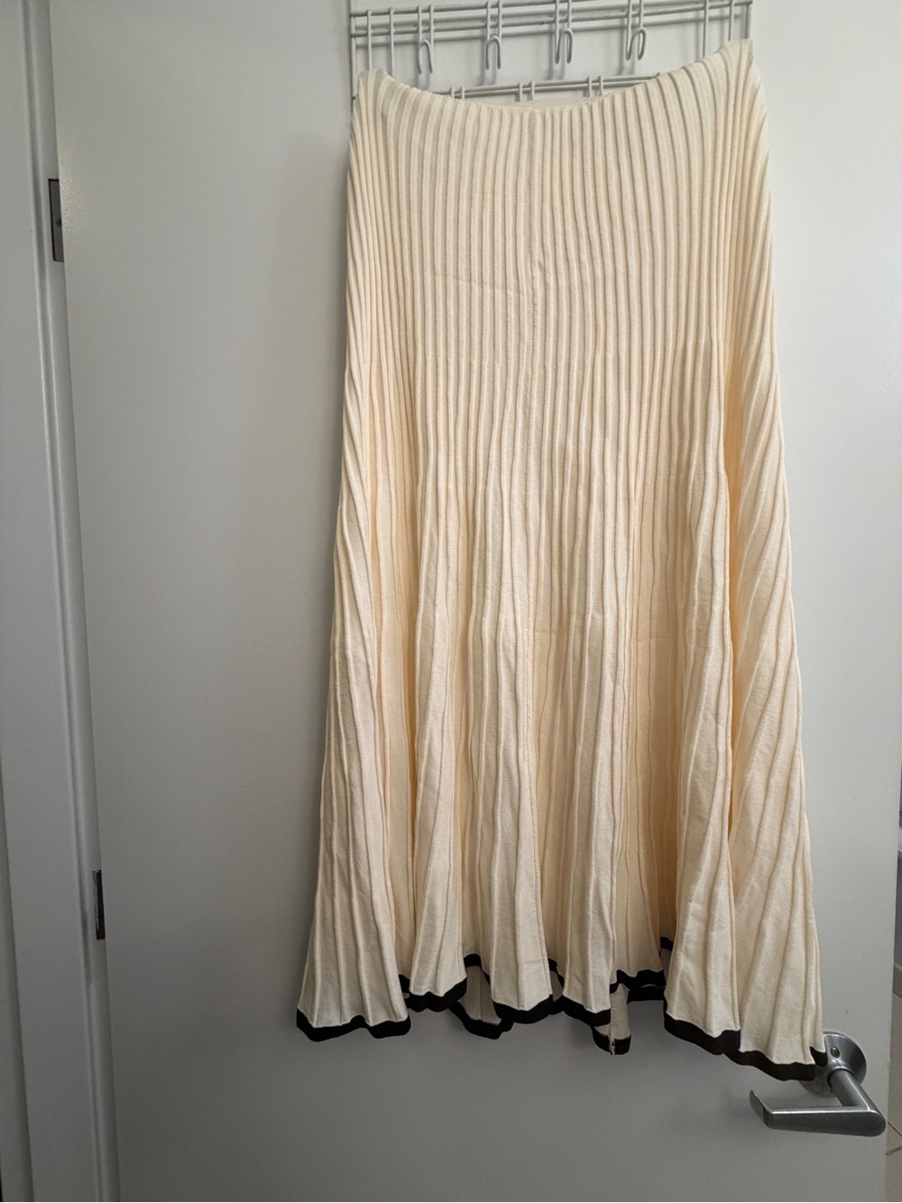 Ribbed Knit A-Line Skirt with Black Trim - cream
